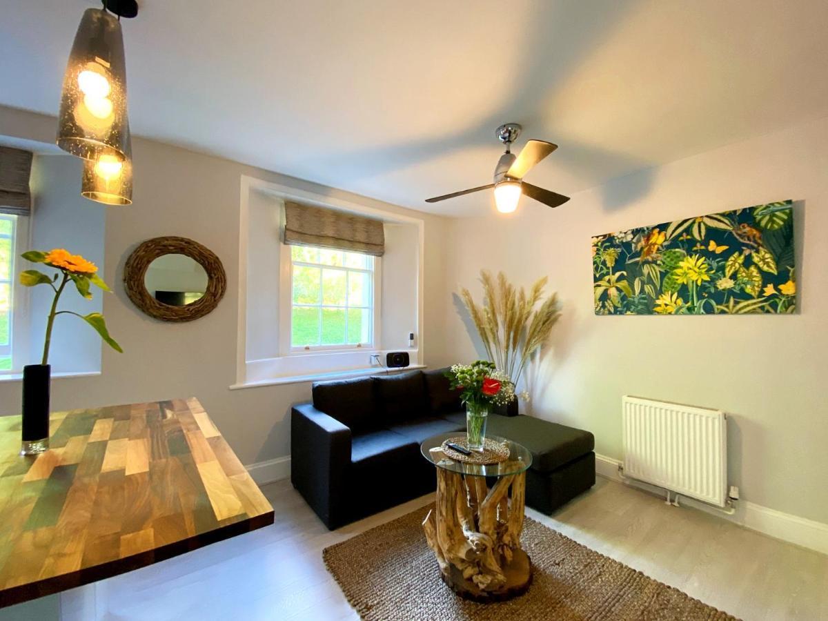 Meadfoot Bay Apartment At Hesketh Crescent 토키 외부 사진
